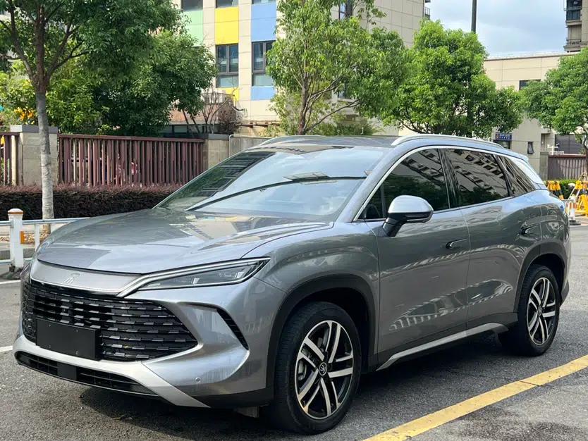 BYD Song L DM-i 2024 112 km Beyond Edition — миниатюра 1