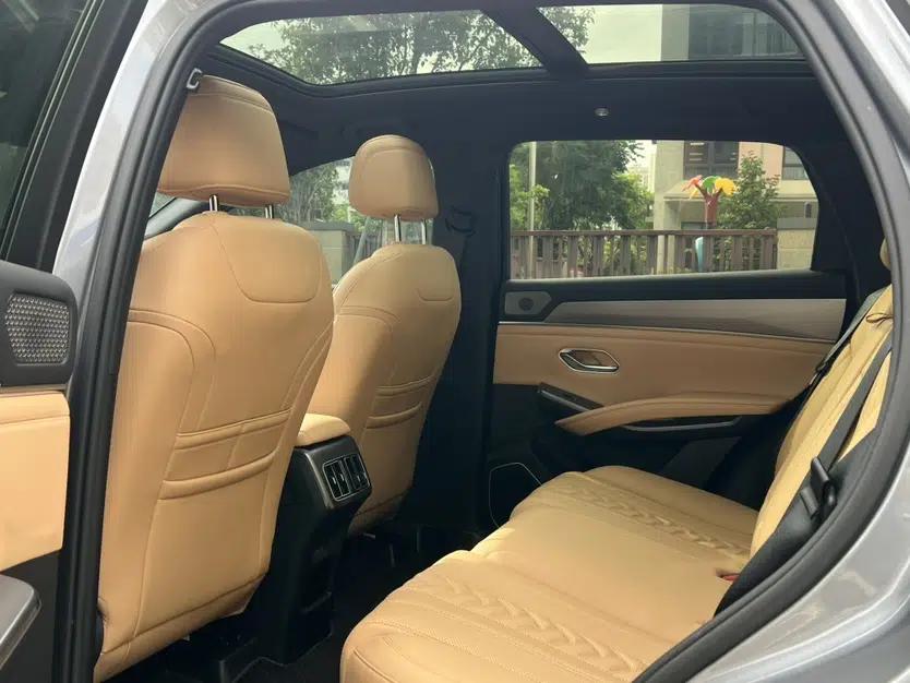 BYD Song L DM-i 2024 112 km Beyond Edition — миниатюра 14