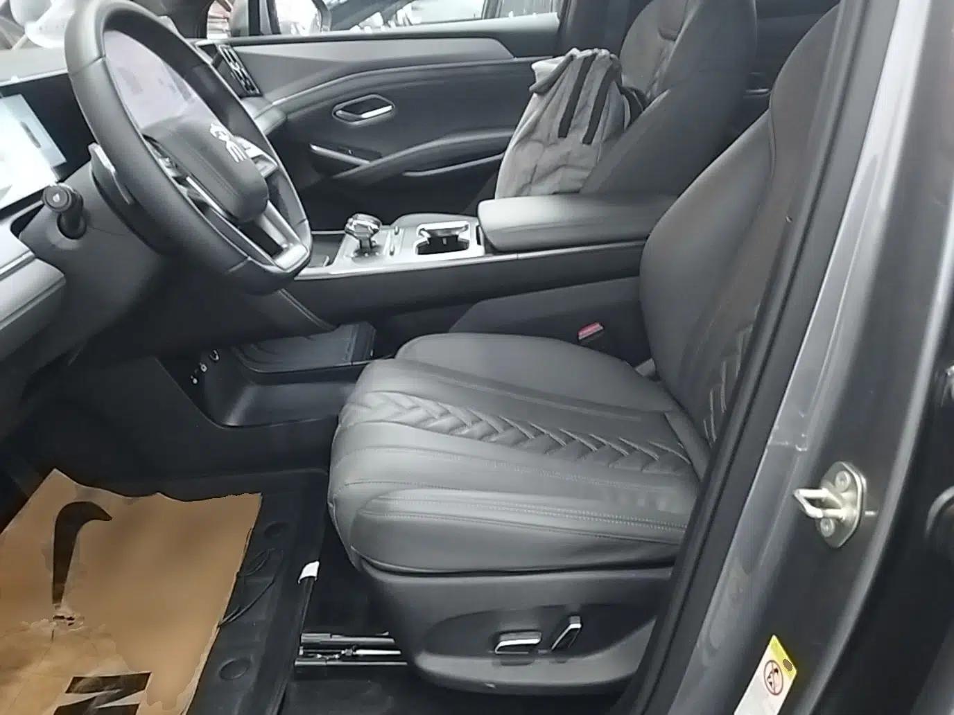 BYD Song L DM-i 2025 Intelligent Driving Version 160 km Beyond-Range Type — миниатюра 22