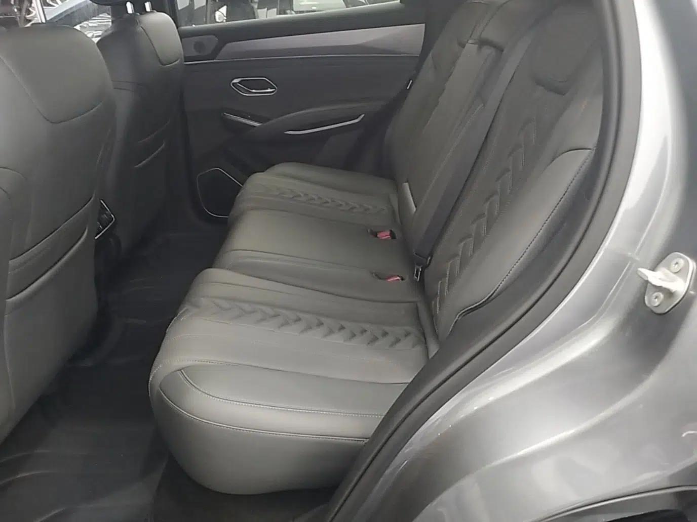 BYD Song L DM-i 2025 Intelligent Driving Version 160 km Beyond-Range Type — миниатюра 25