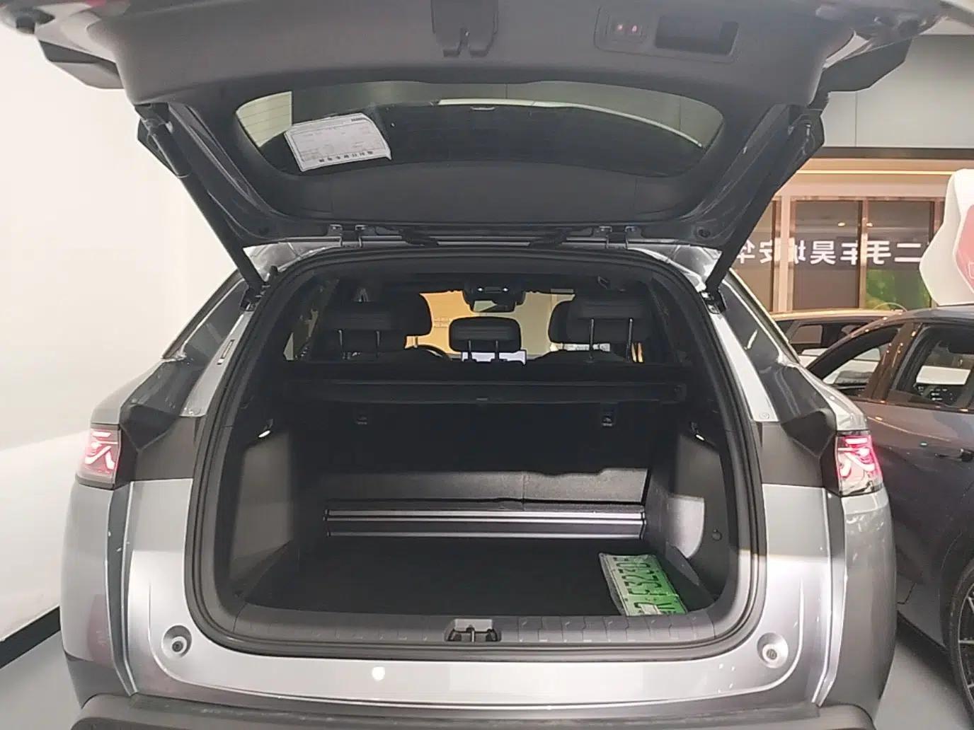 BYD Song L DM-i 2025 Intelligent Driving Version 160 km Beyond-Range Type — миниатюра 27