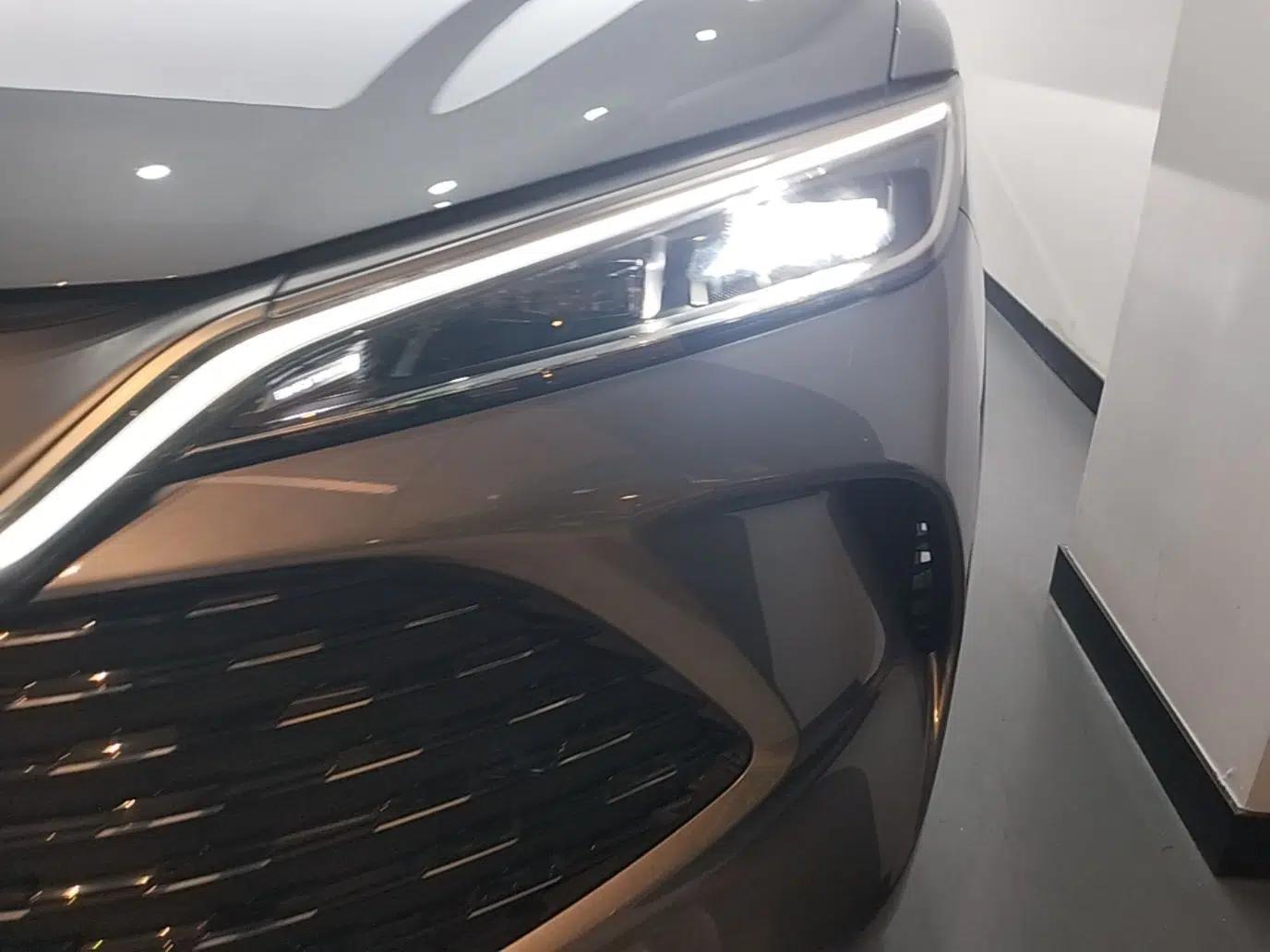 BYD Song L DM-i 2025 Intelligent Driving Version 160 km Beyond-Range Type — миниатюра 8