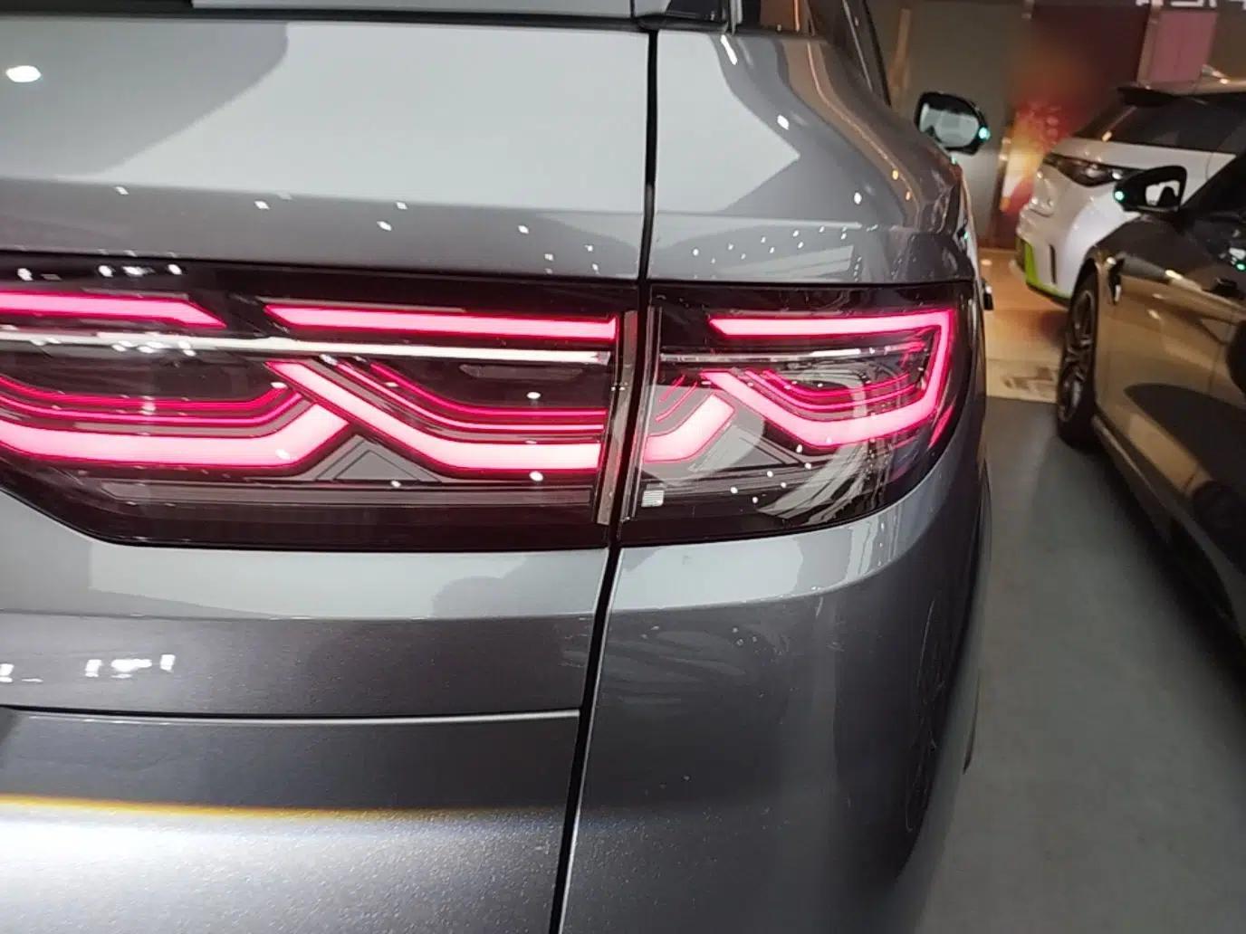 BYD Song L DM-i 2025 Intelligent Driving Version 160 km Beyond-Range Type — миниатюра 9