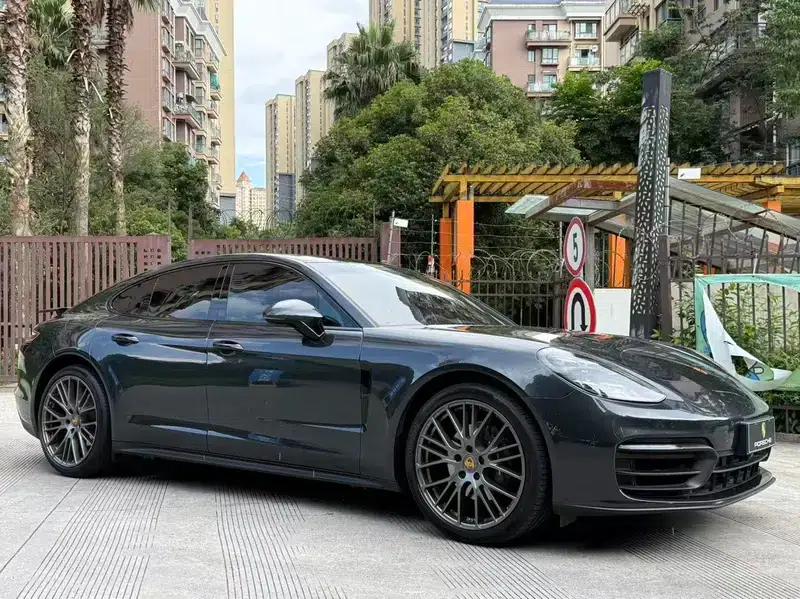 2023 Panamera 2.9T Platinum Edition — миниатюра 27