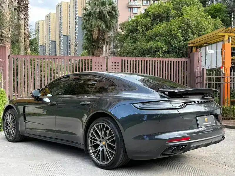 2023 Panamera 2.9T Platinum Edition — миниатюра 4