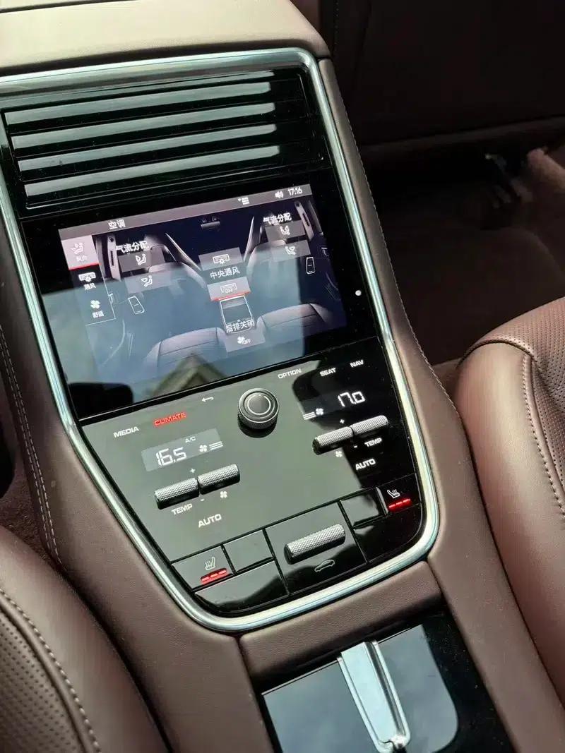 2023 Panamera 2.9T Platinum Edition — миниатюра 9