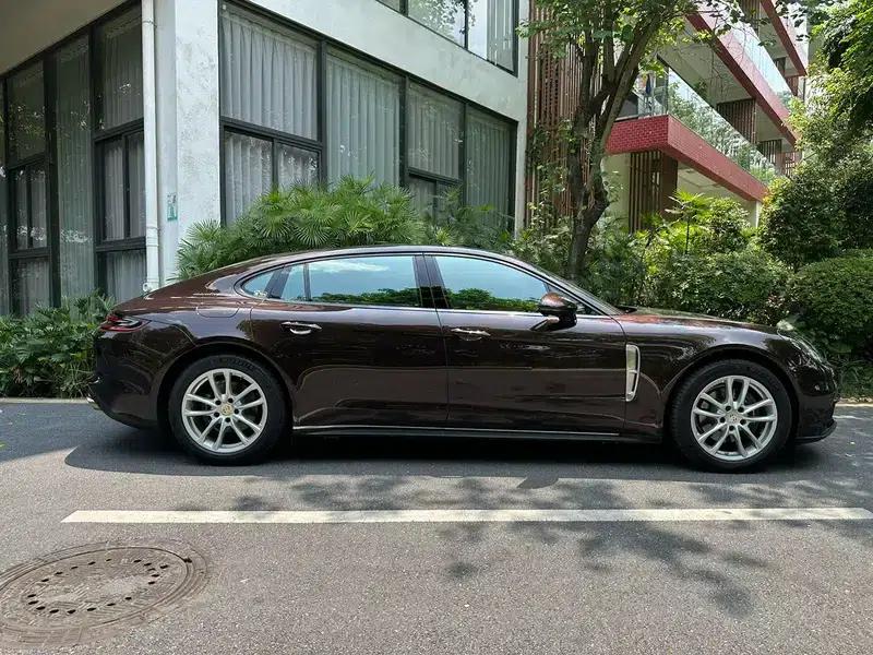 2019 Panamera 4 Executive Long Wheelbase 2.9T — миниатюра 3