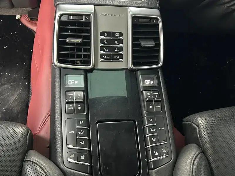 2014 Panamera 4 Executive 3.0T — миниатюра 16