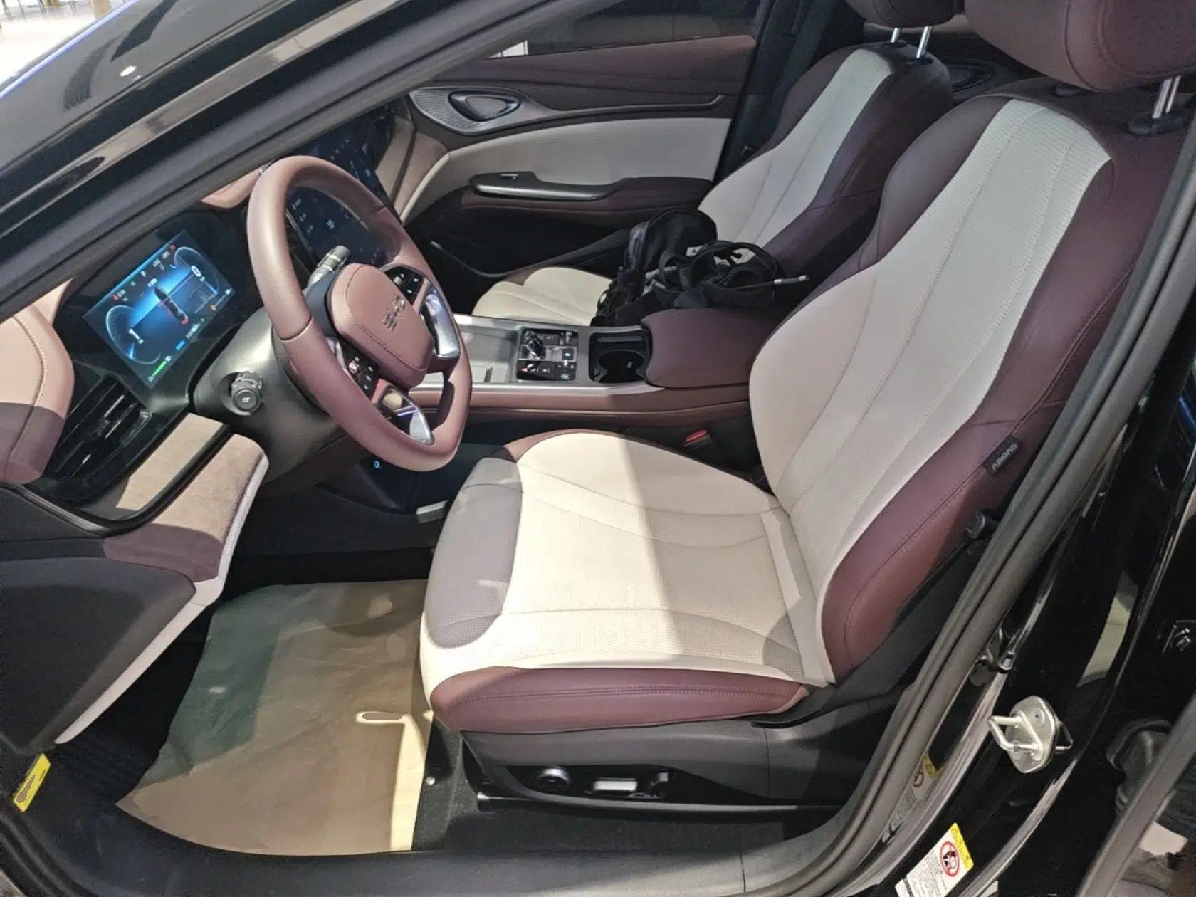 BYD Seal 2024 HONOR Edition DM-i 1.5L 121km Prestige Model — миниатюра 17