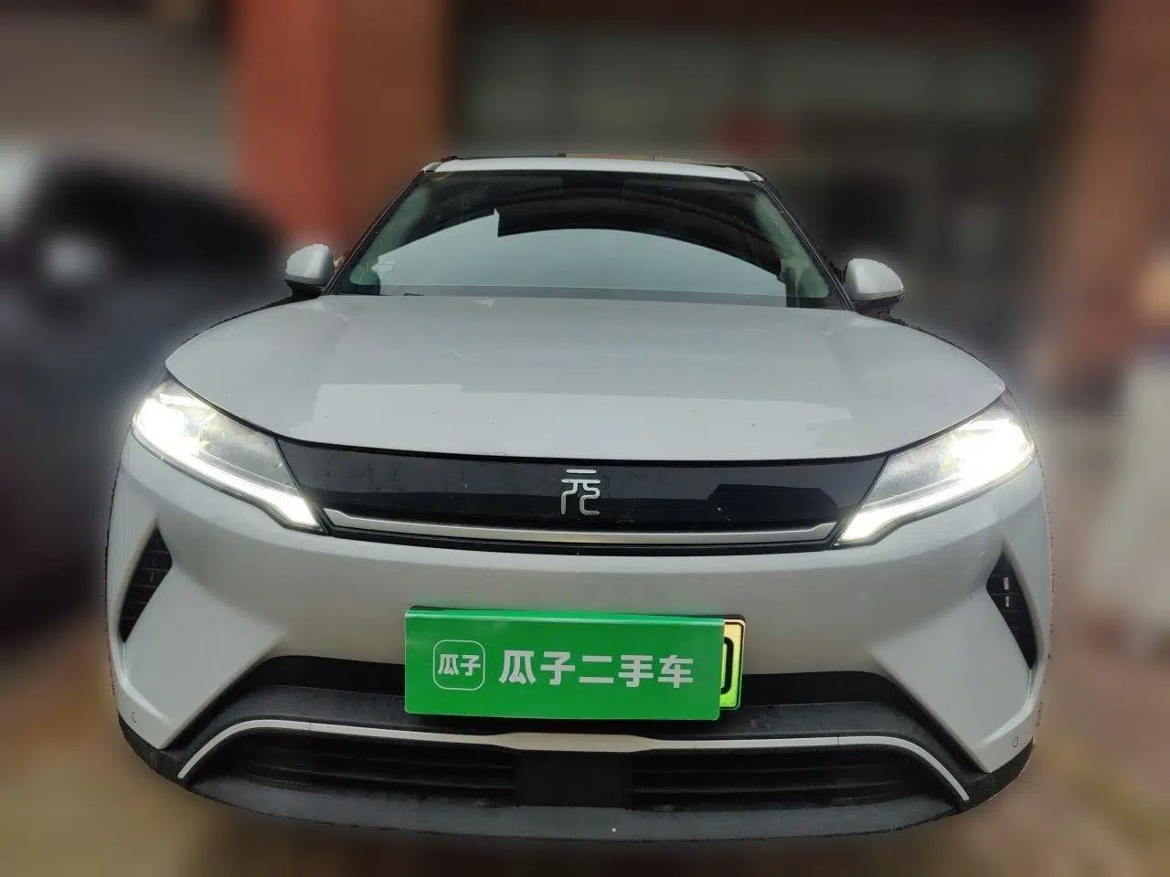 BYD Yuan UP 2025 Model 301KM Leading Version — миниатюра 2