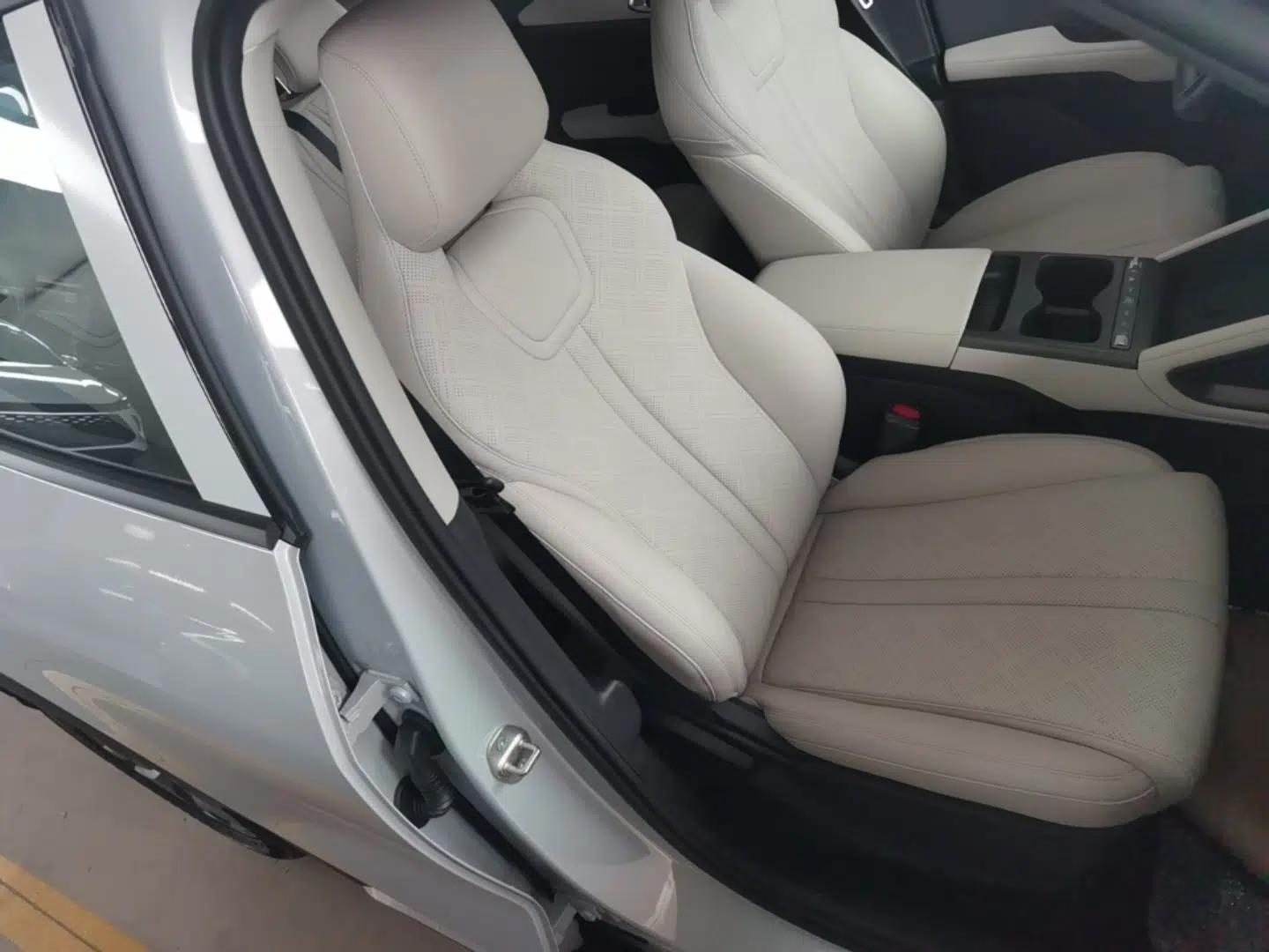BYD Yuan UP 2025 Intelligent Driving Version 401 KM Dynamic Edition — миниатюра 19