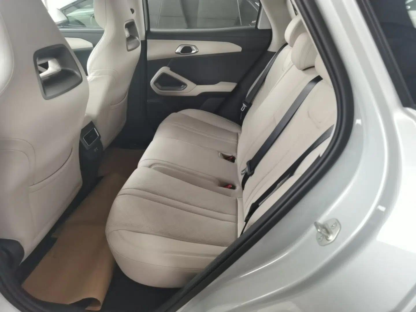 BYD Yuan UP 2025 Intelligent Driving Version 401 KM Dynamic Edition — миниатюра 20
