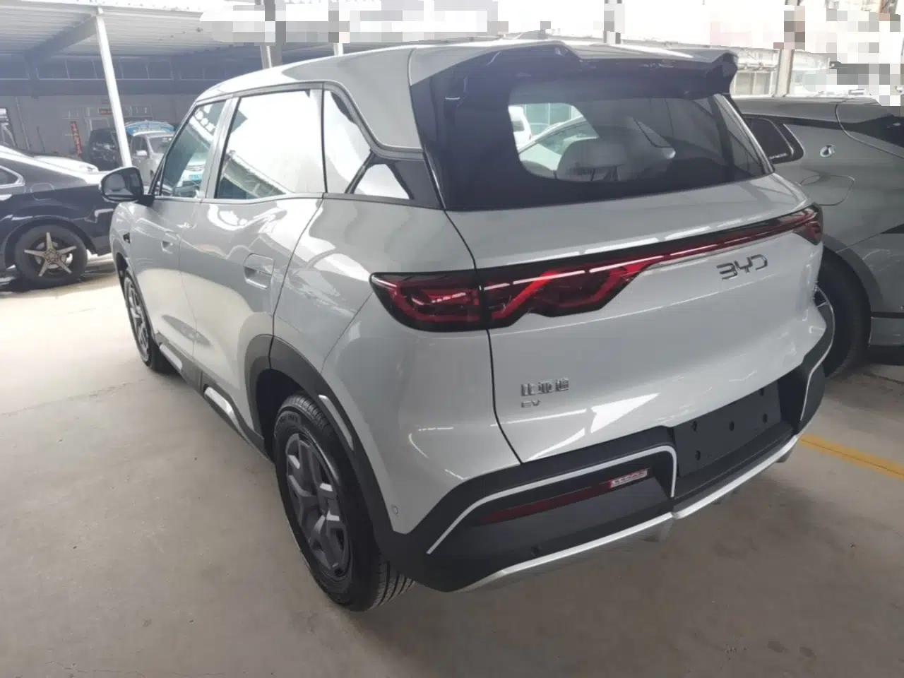 BYD Yuan UP 2025 Intelligent Driving Version 401 KM Dynamic Edition — миниатюра 4