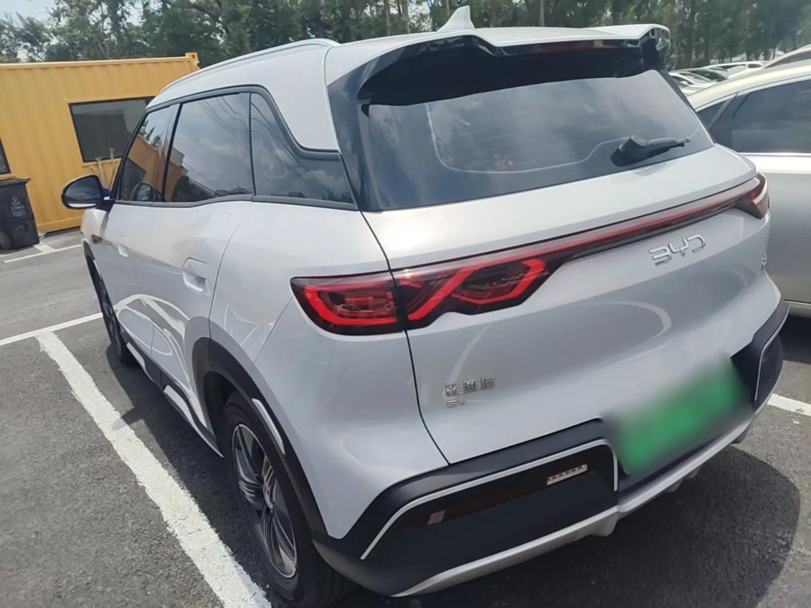 BYD Yuan UP 2024 401KM Beyond Edition — миниатюра 13
