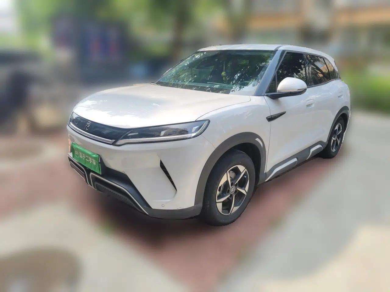 BYD Yuan UP 2024 401KM Leading Edition — миниатюра 1