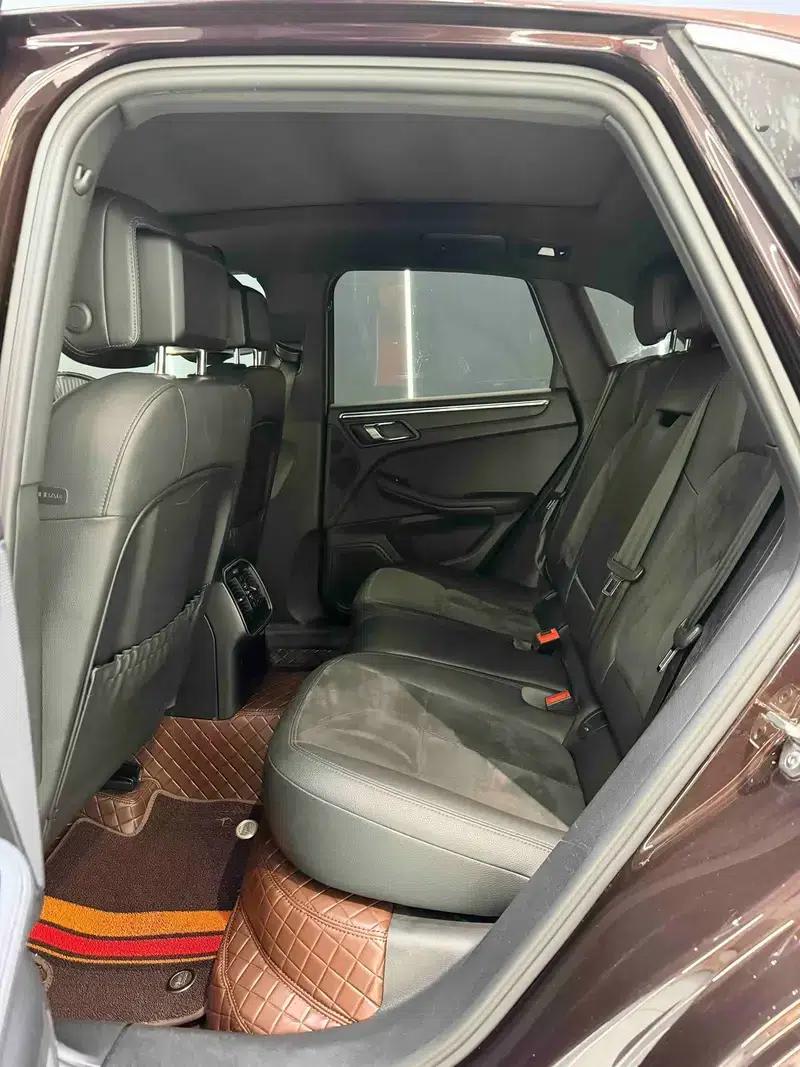 2016 Macan 2.0T — миниатюра 10
