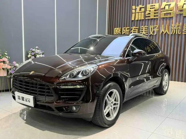 2016 Macan 2.0T