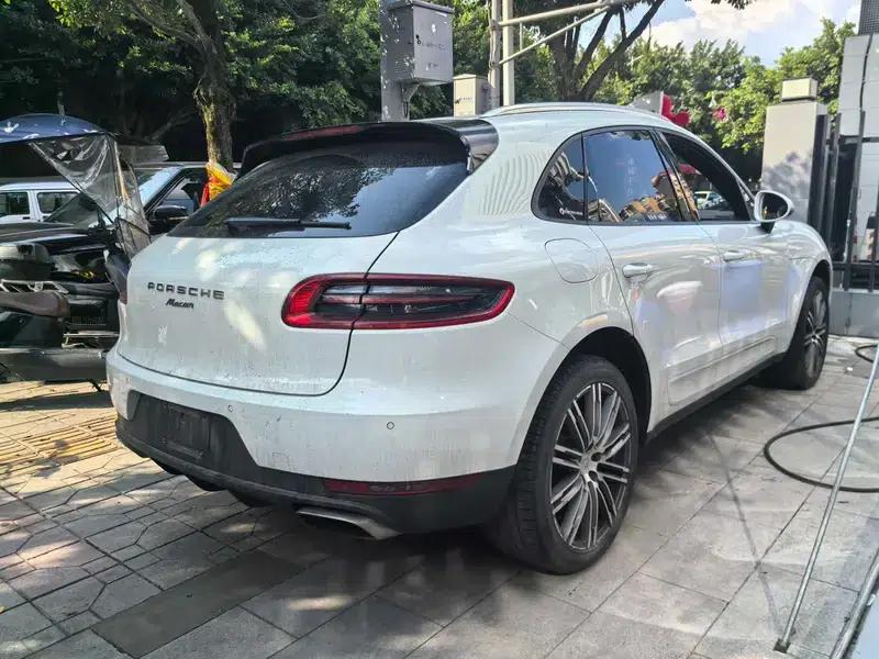 2014 Macan 2.0T — миниатюра 6