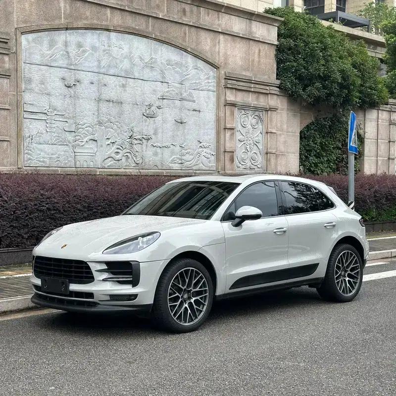 2020 Macan 2.0T — миниатюра 1