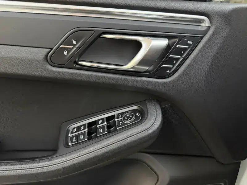 2018 Macan 2.0T — миниатюра 22