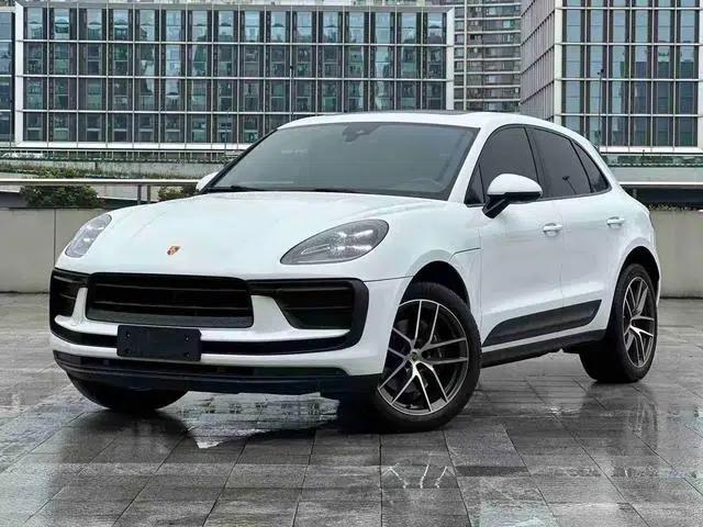 2023 Macan 2.0T