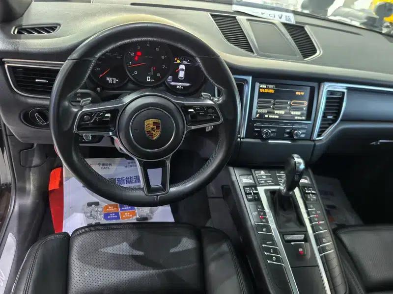 2016 Macan 2.0T — миниатюра 13