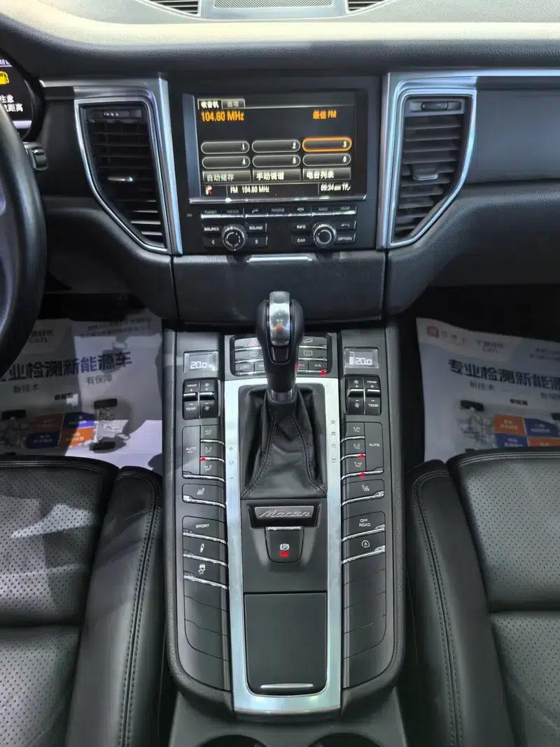 2016 Macan 2.0T — миниатюра 10