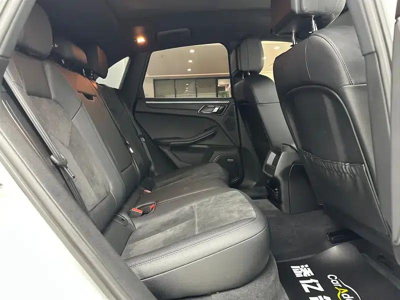 2014 Macan 2.0T — миниатюра 19