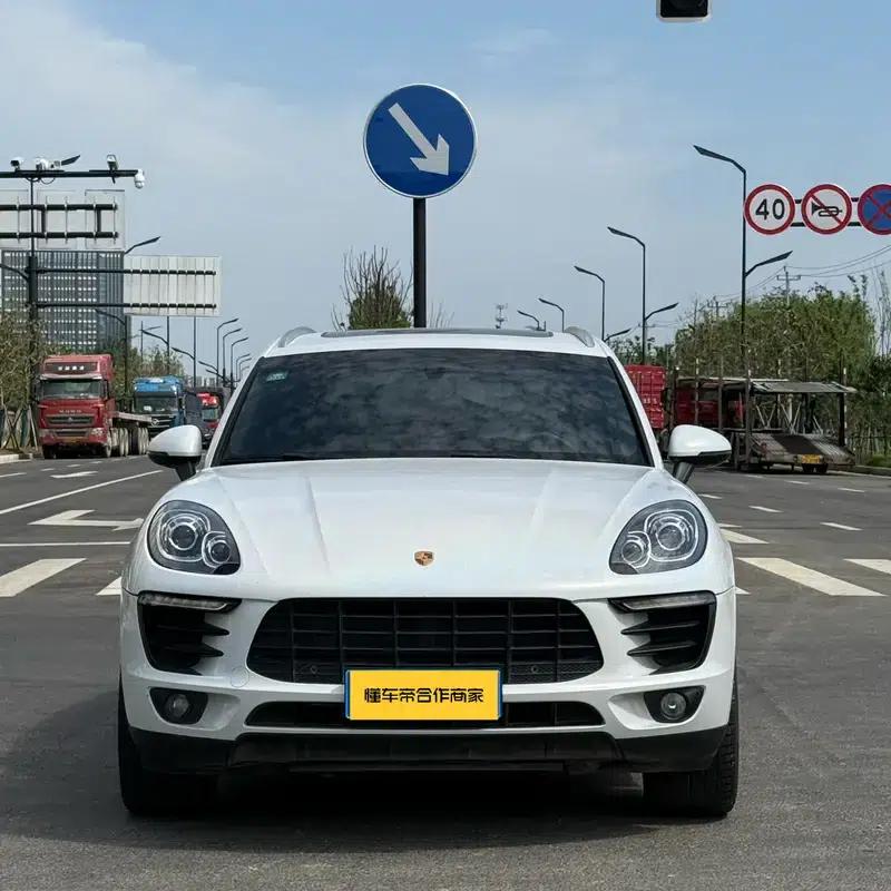 2014 Macan 2.0T — миниатюра 2