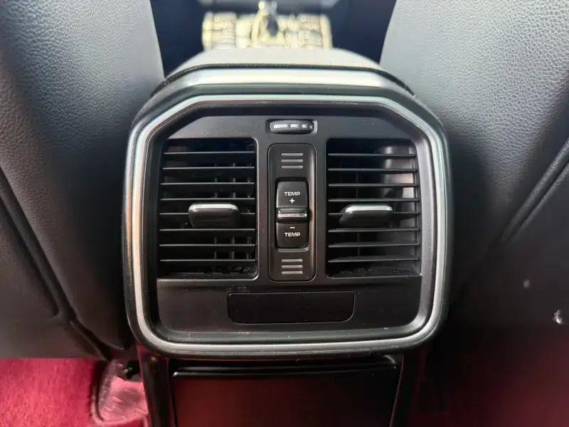 2014 Macan 2.0T — миниатюра 11