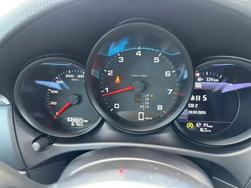 2014 Macan 2.0T — миниатюра 14