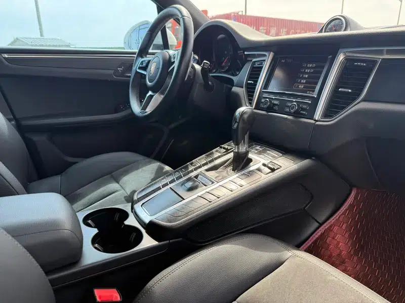 2014 Macan 2.0T — миниатюра 17
