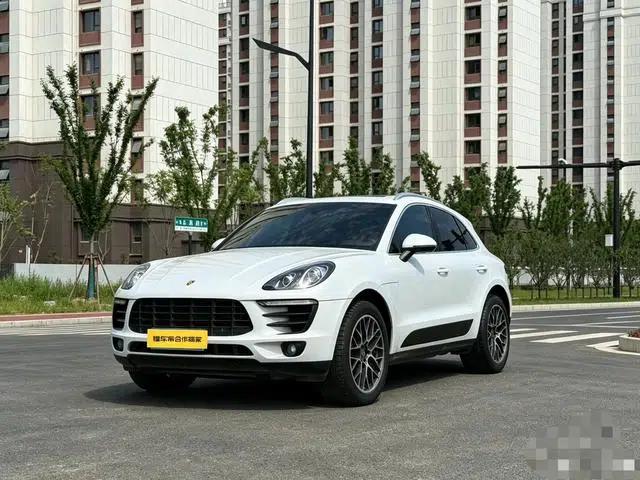 2014 Macan 2.0T