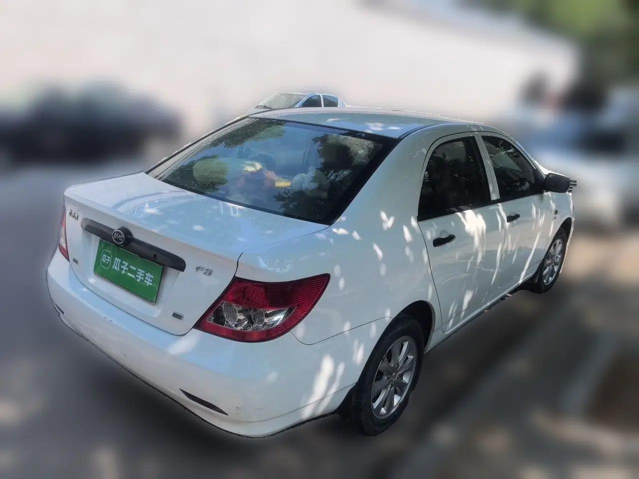 BYD F3 2013 Energy-Efficient Model 1.5L Manual Comfort Version — миниатюра 6