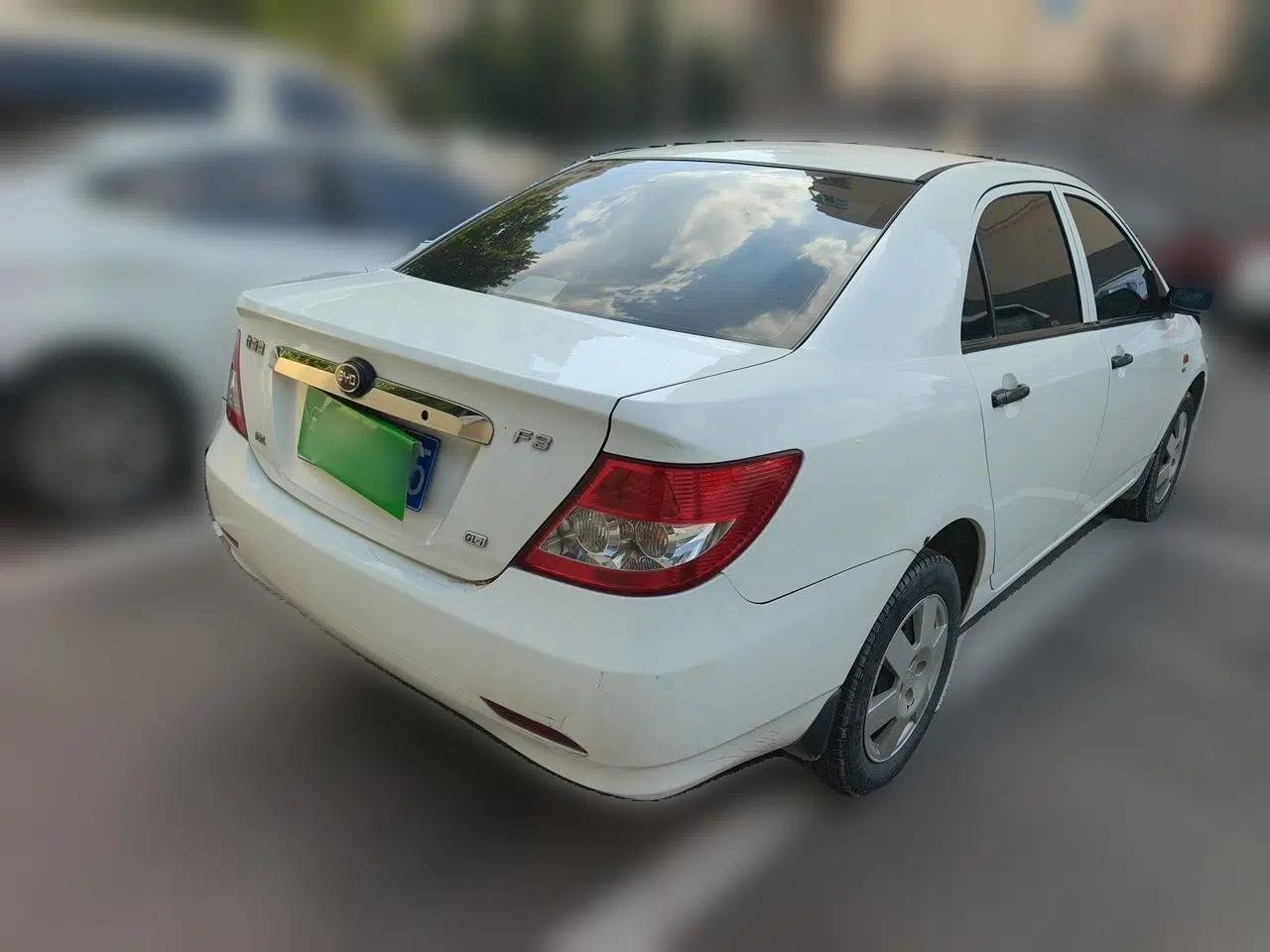 BYD F3 2012 Energy-Saving Model 1.5L Manual Comfort Version — миниатюра 6