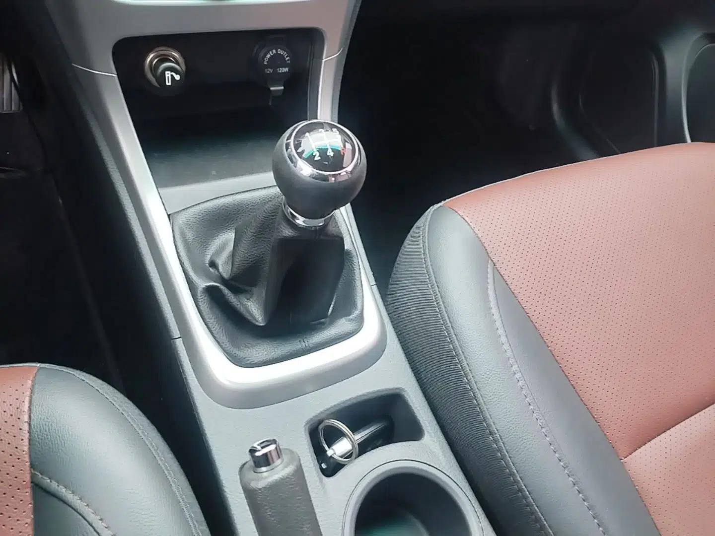 BYD F3 2015 Energy-Efficient Model 1.5L Manual Comfort Edition — миниатюра 21