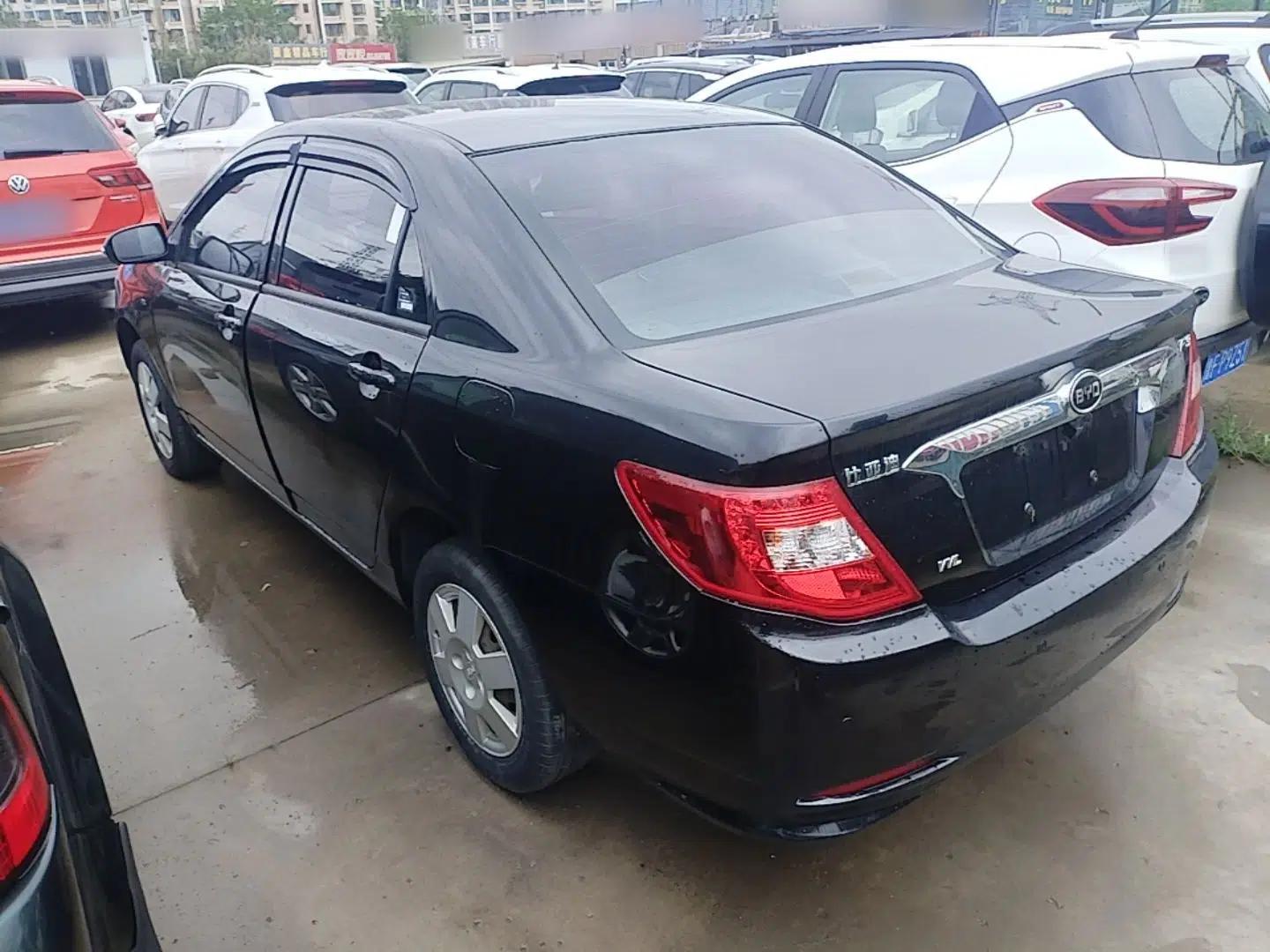 BYD F3 2015 Energy-Efficient Model 1.5L Manual Comfort Edition — миниатюра 4