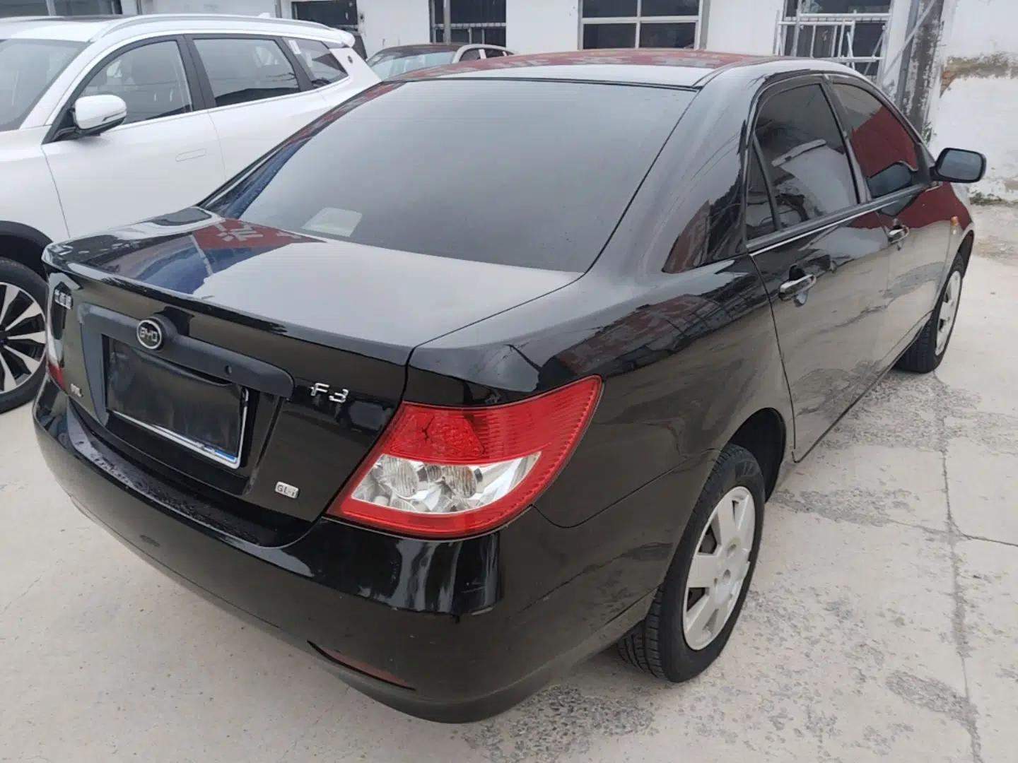 BYD F3 2013 Energy-Efficient Model 1.5L Manual Comfort Version — миниатюра 6
