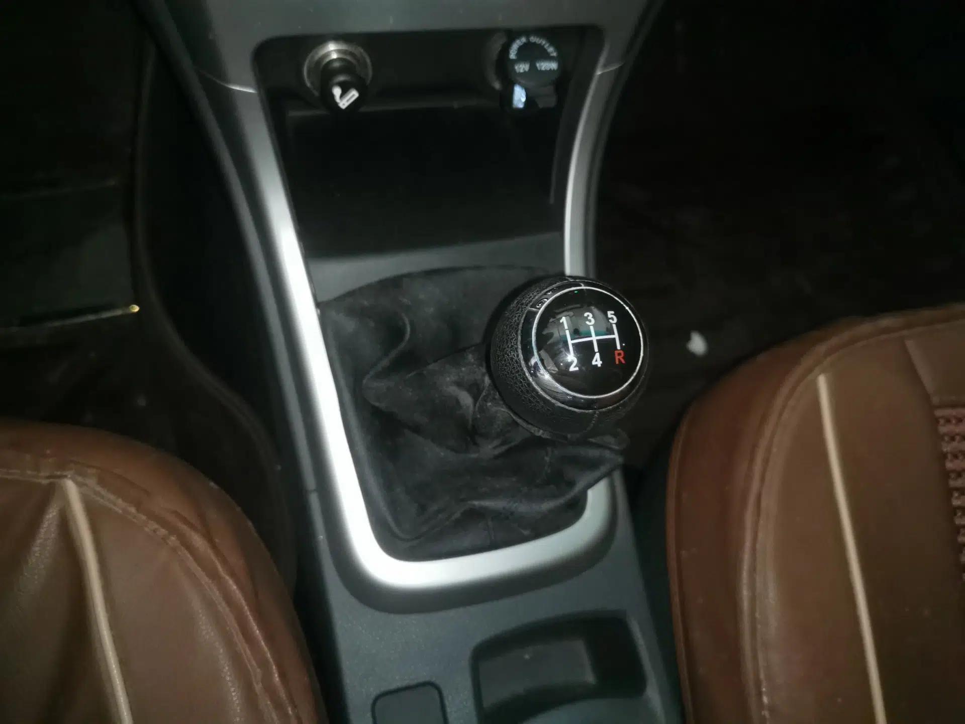 BYD F3 2015 Energy-Efficient Model 1.5L Manual Comfort Edition — миниатюра 14