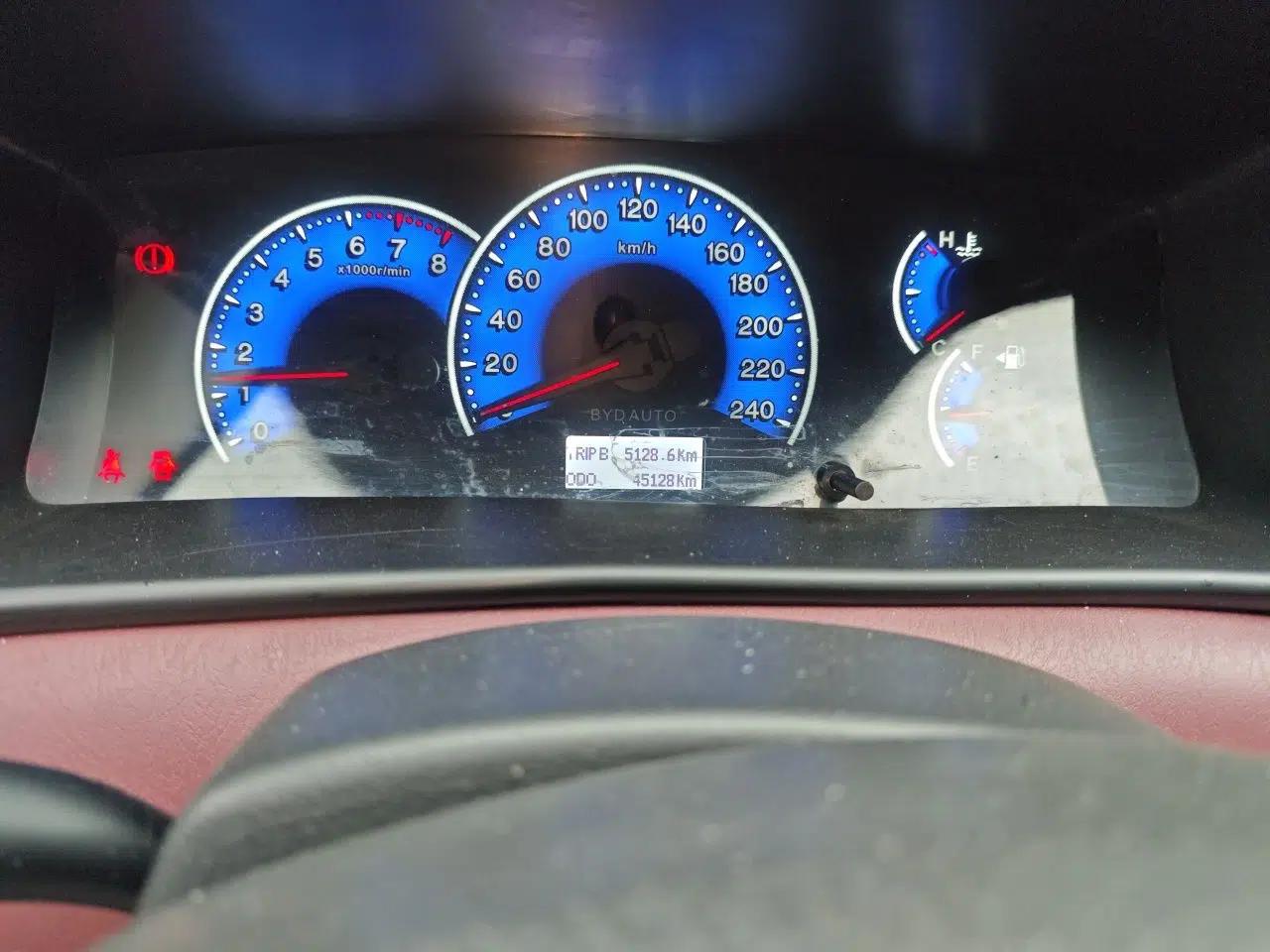BYD F3 2012 Energy-Saving Model 1.5L Manual Comfort Version — миниатюра 12
