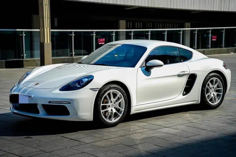 Porsche 718 Cayman 2018 2.0T — миниатюра 1