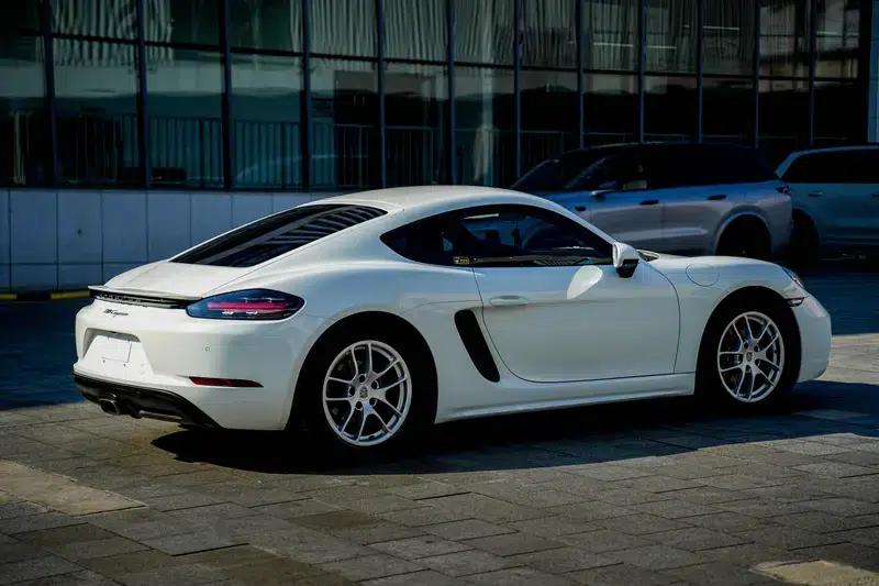 Porsche 718 Cayman 2018 2.0T — миниатюра 6
