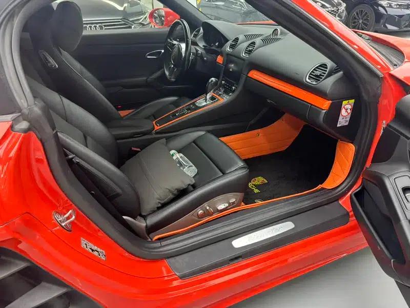 2018 Porsche 718 Boxster 2.0T — миниатюра 7