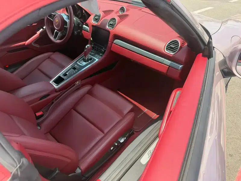 2023 Porsche 718 Boxster 2.0T — миниатюра 5