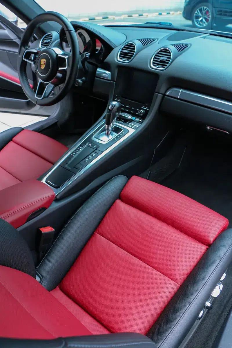 Porsche 718 Cayman 2018 2.0T — миниатюра 8