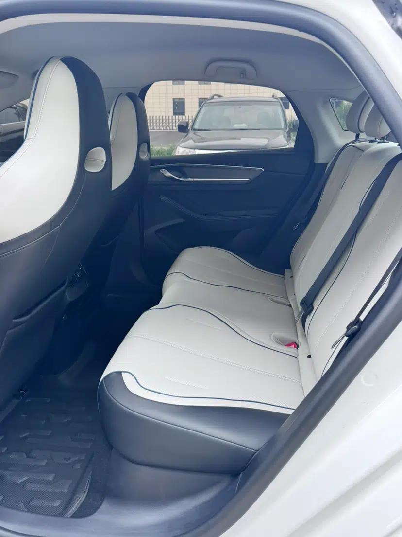 BYD Destroyer 05 2024 HONOR Edition DM-i 55KM Luxury Model — миниатюра 12