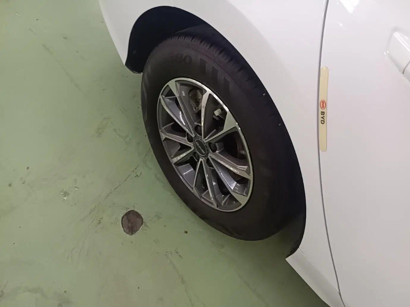 BYD Destroyer 05 2024 HONOR Edition DM-i 55KM Luxury Model — миниатюра 11