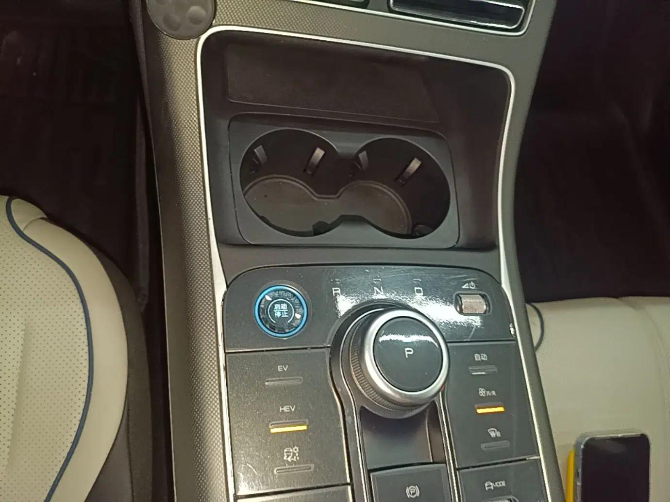 BYD Destroyer 05 2024 HONOR Edition DM-i 55KM Luxury Model — миниатюра 16