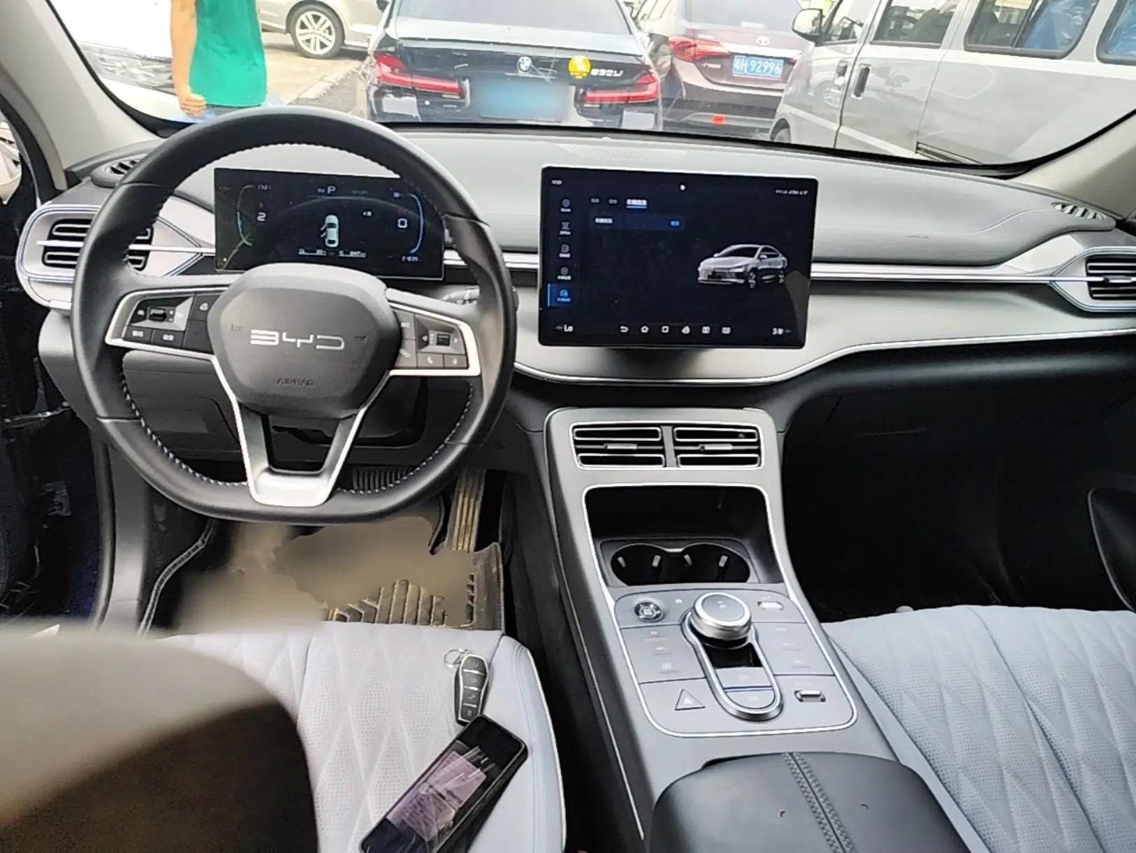 BYD Destroyer 05 2024 HONOR Edition DM-i 55KM Luxury Model — миниатюра 12