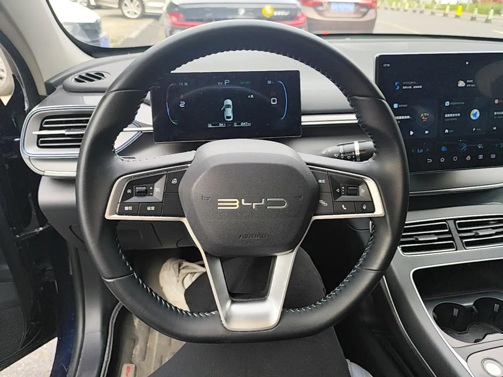 BYD Destroyer 05 2024 HONOR Edition DM-i 55KM Luxury Model — миниатюра 13